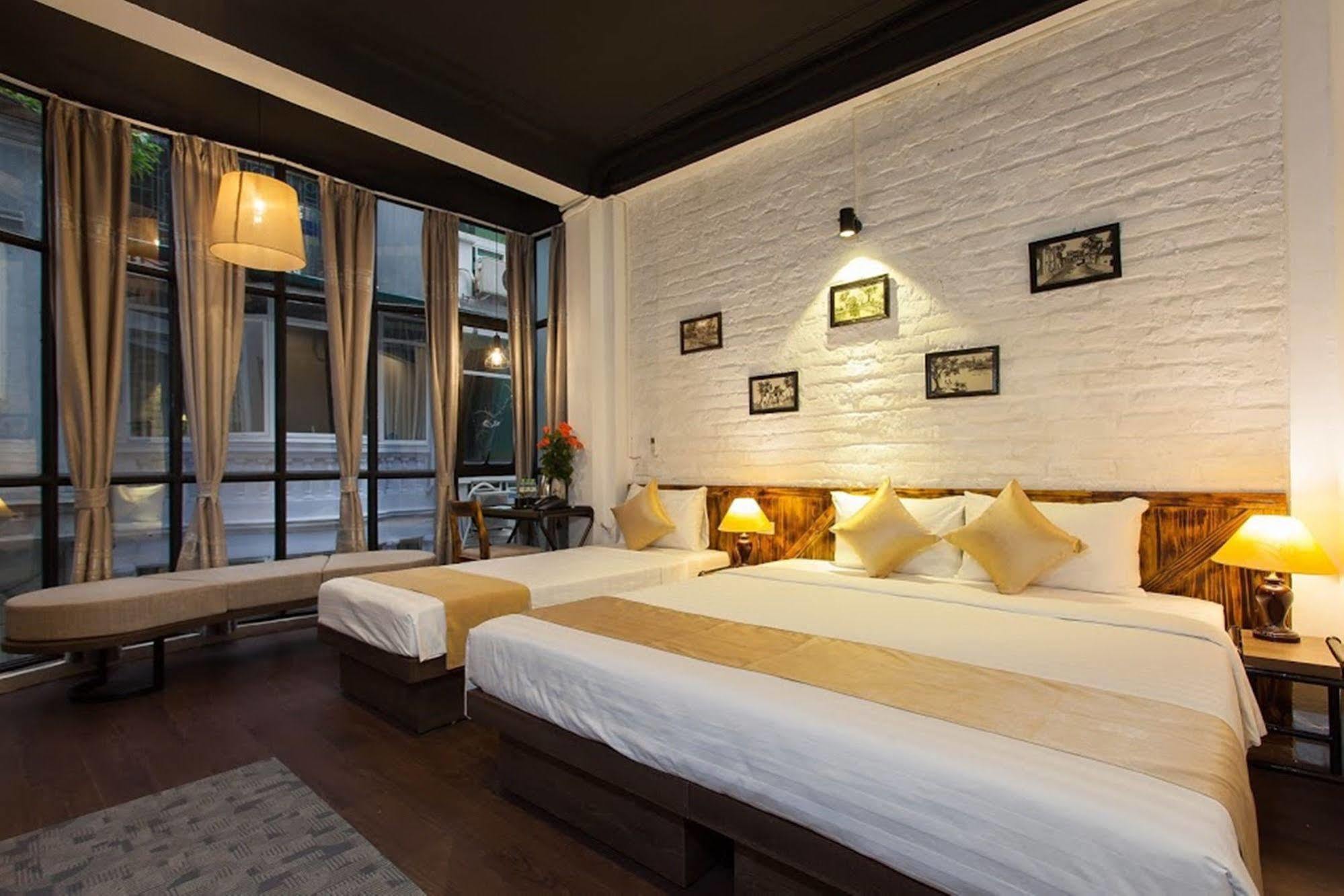 Luxury Backpakers Hotel Hanoi Esterno foto