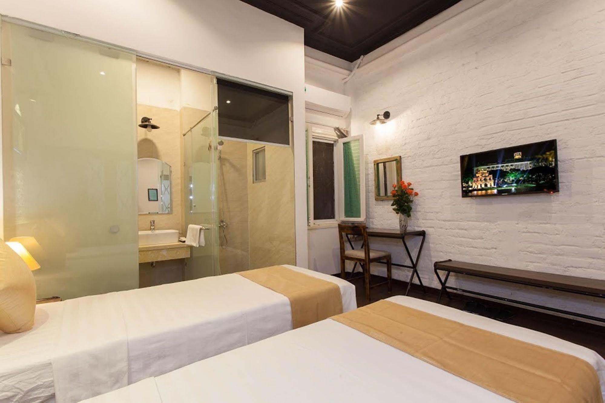 Luxury Backpakers Hotel Hanoi Esterno foto