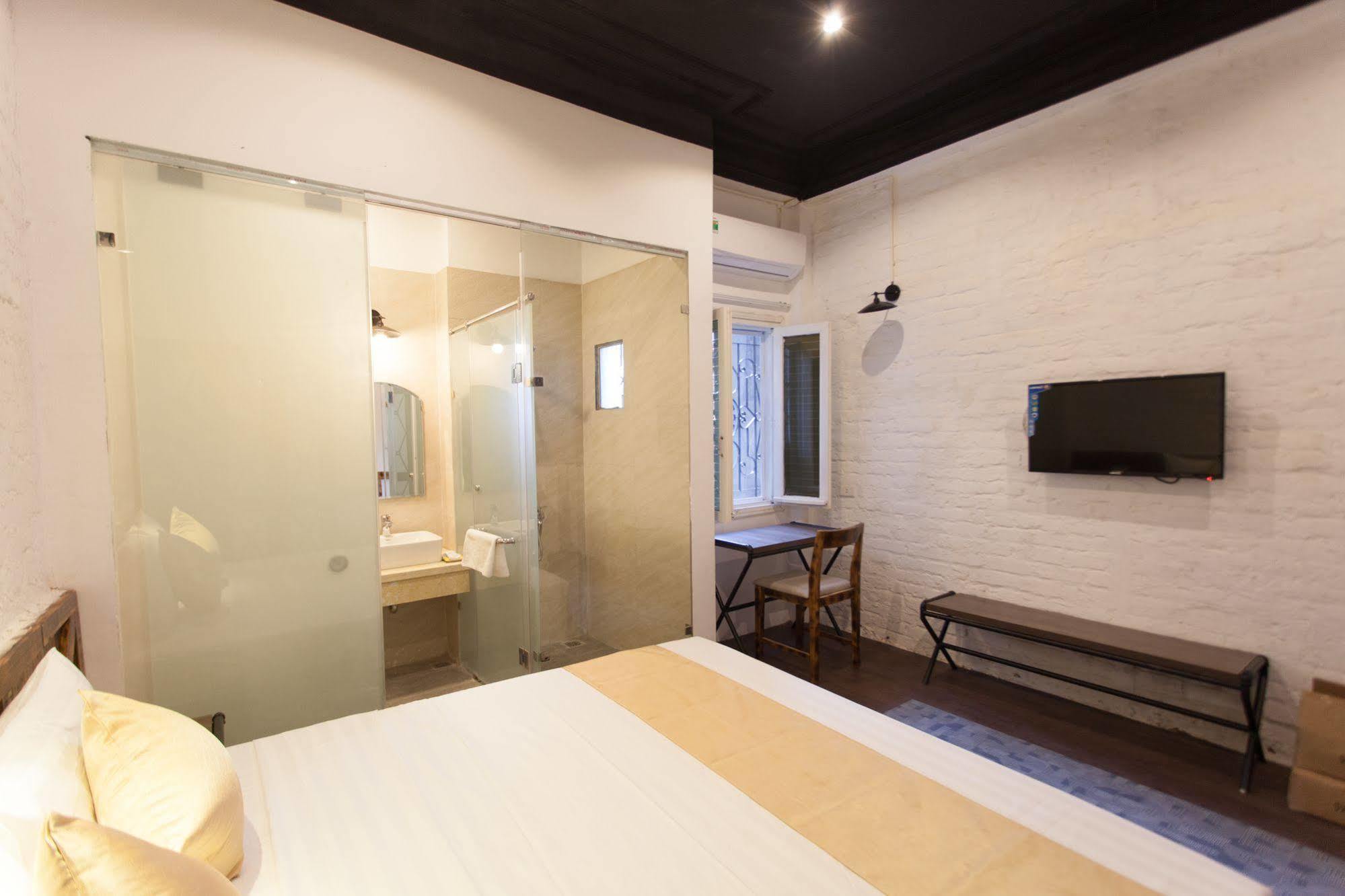 Luxury Backpakers Hotel Hanoi Esterno foto