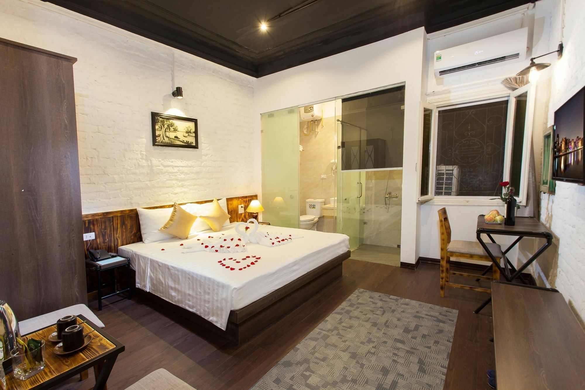 Luxury Backpakers Hotel Hanoi Esterno foto