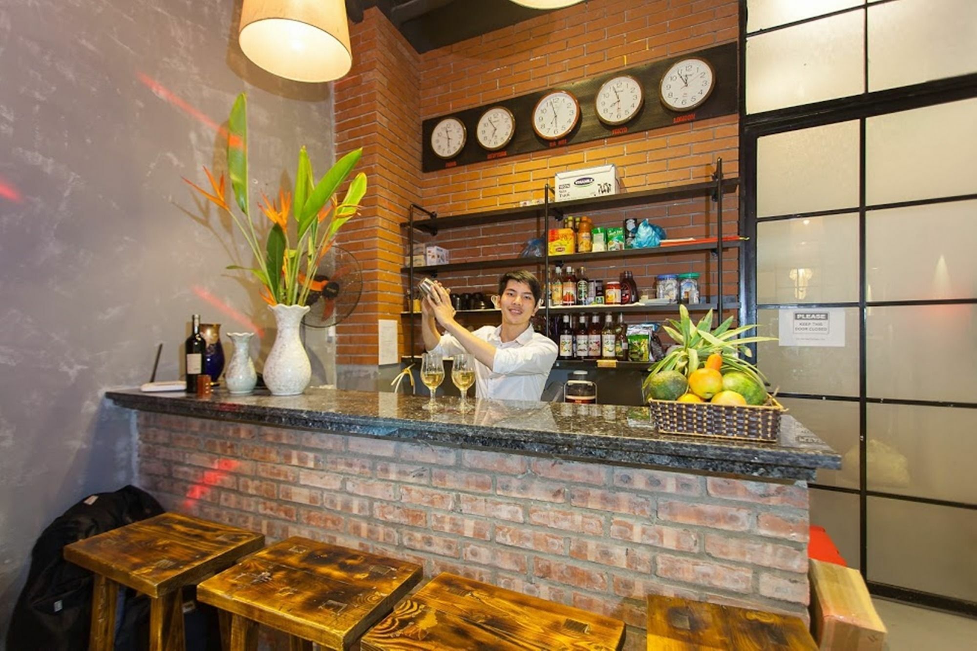 Luxury Backpakers Hotel Hanoi Esterno foto